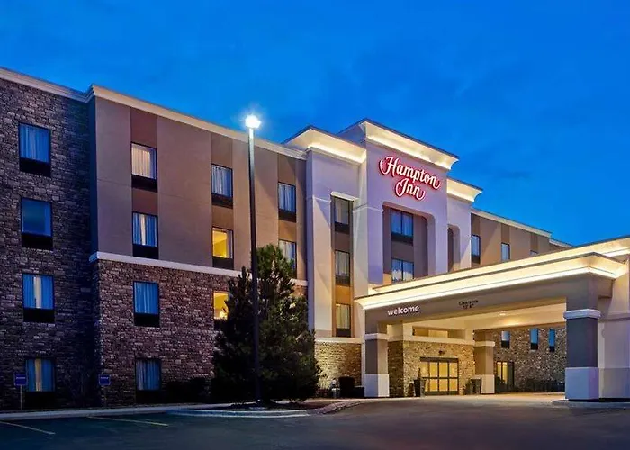 Hotel Hampton - Near The