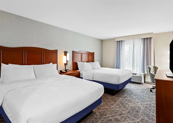 Hampton - Near The Hotel 3*