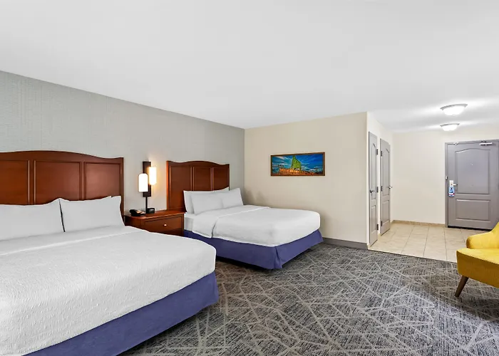 Hampton - Near The 3* DeKalb