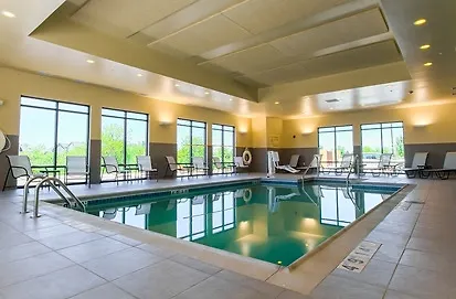 Hotel Hampton - Near The DeKalb